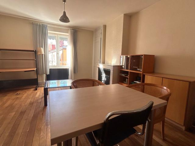 Location appartement, m² T 2 à Lyon 3, 775 €