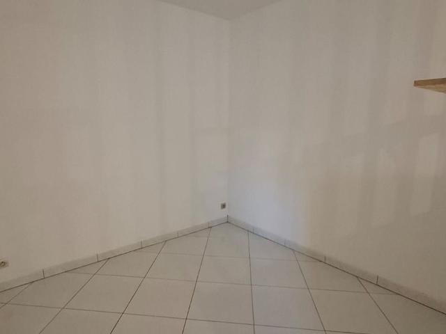 Location appartement, m² T 2 à La Ferté sous Jouarre, 618 €