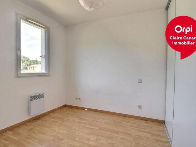 Location appartement, m² T 2 à Lavaur, 535 €