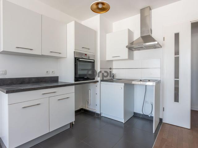 Location appartement, m² T 2 à Le Plessis Robinson, 1 250 €