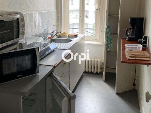 Location appartement, m² T 2 à Lille, 777 €