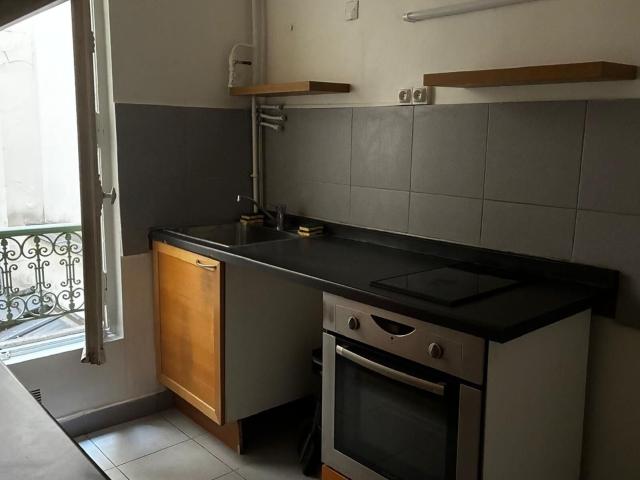 Location appartement, m² T 2 à Paris 11, 1 800 €