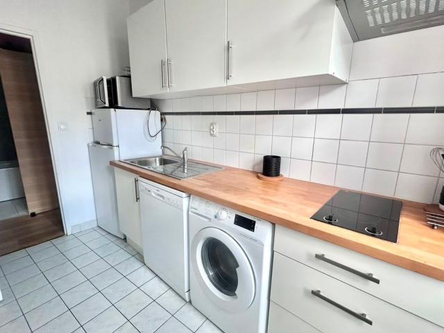 Location appartement, m² T 2 à Périgueux, 556 €