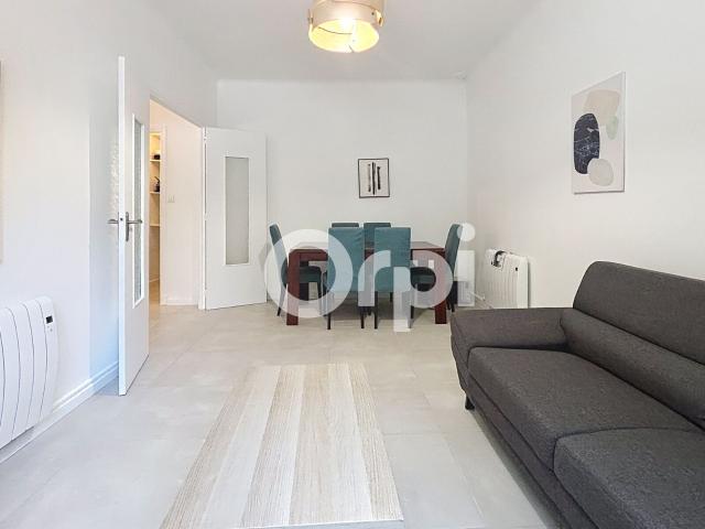 Location appartement, m² T 2 à Perpignan, 590 €