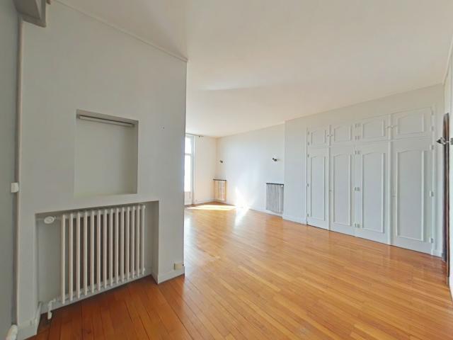Location appartement, m² T 2 à Romans sur Isère, 590 €