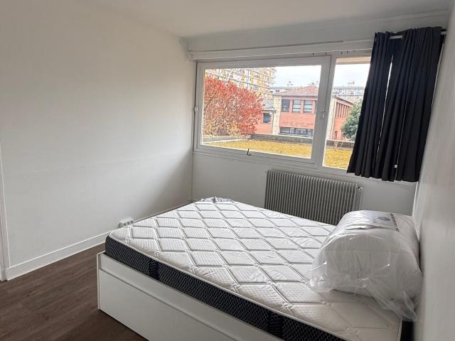 Location appartement, m² T 2 à Rosny sous Bois, 880 €