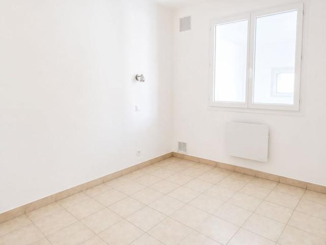 Location appartement, m² T 2 à Saint Paul lès Dax, 650 €