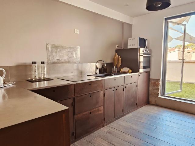 Location appartement, m² T 2 à Sanary sur Mer, 1 140 €