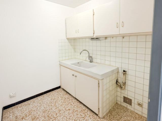 Location appartement, m² T 2 à Sisteron, 465 €
