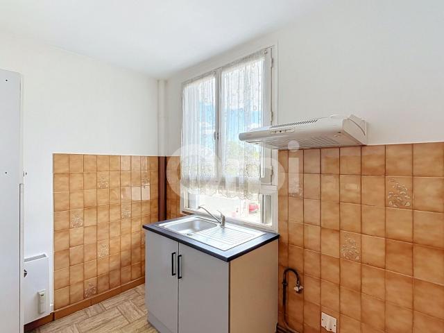 Location appartement, m² T 2 à Terrasson Lavilledieu, 480 €
