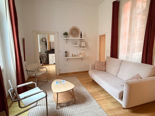 Location appartement, m² T 2 à Toulouse, 1 100 €