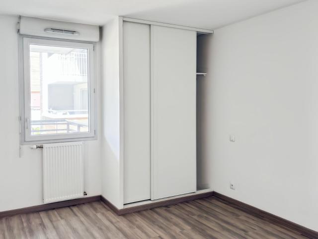 Location appartement, m² T 2 à Toulouse, 599 €