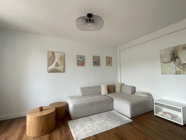 Location appartement, m² T 2 à Toulouse, 830 €