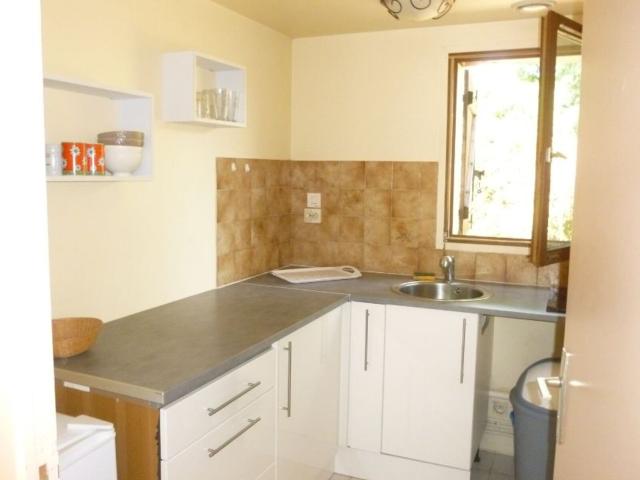 Location appartement, m² T 2 à Viglain, 437 €