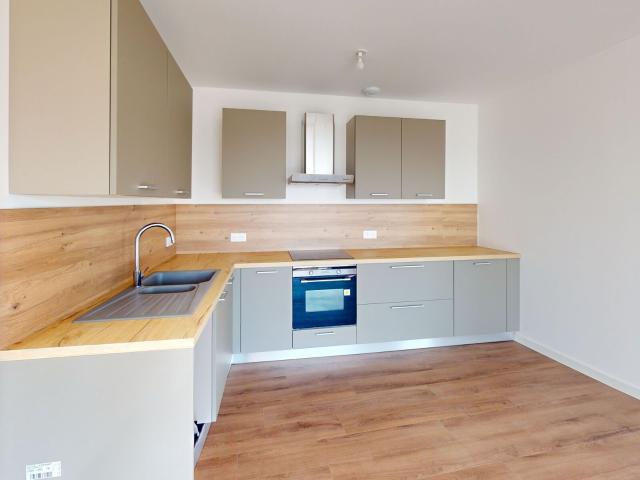 Location appartement, m² T 4 à Malroy, 1 380 €