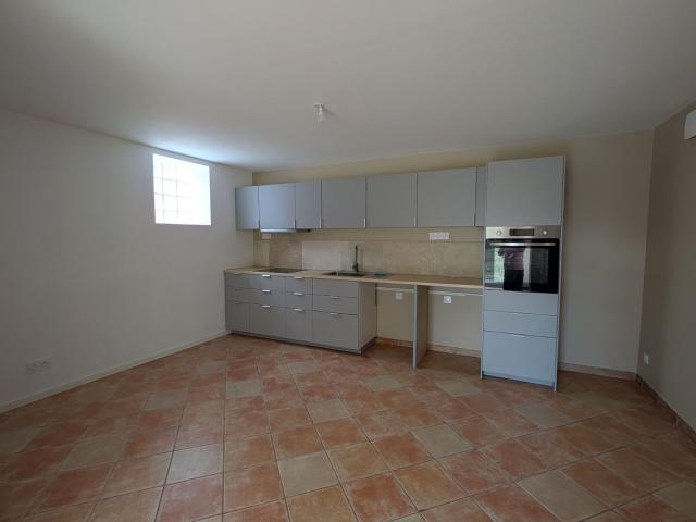 Location appartement, m² T 4 à Oraison, 1 180 €