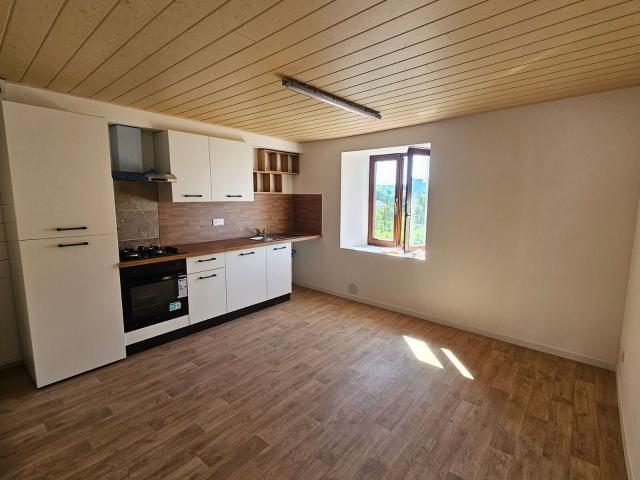 Location appartement, m² T 4 à Château Salins, 590 €