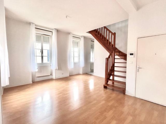 Location appartement, m² T 4 à Périgueux, 750 €