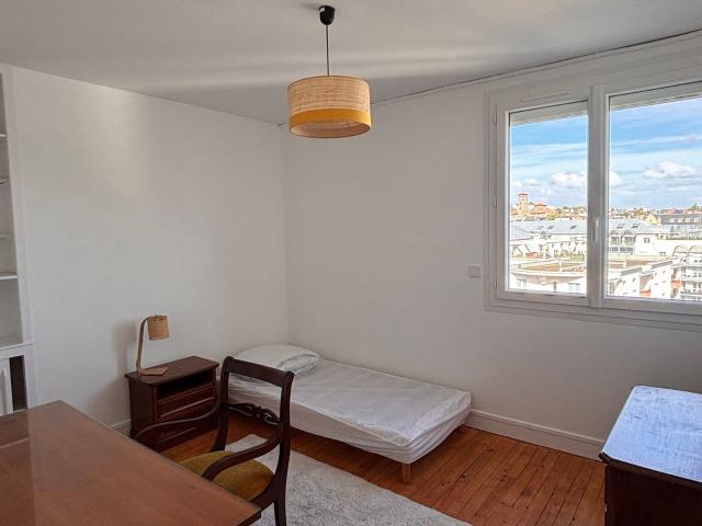 Location appartement, m² T 4 à Rennes, 1 300 €