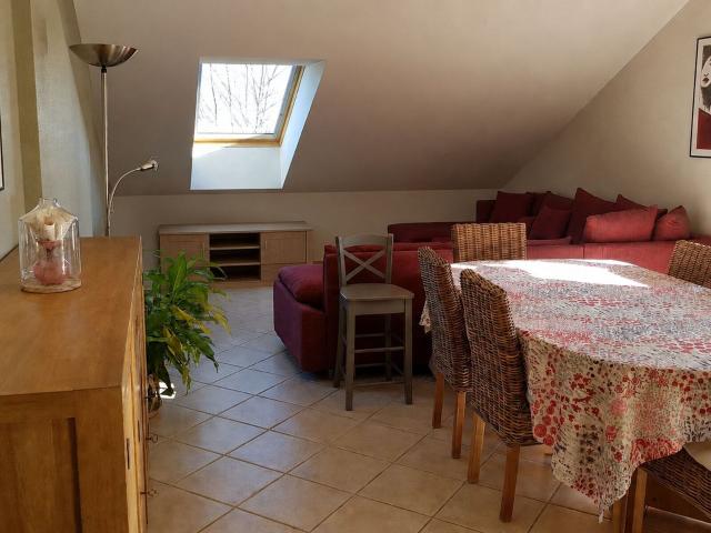 Location appartement, m² T 4 à Saint Baldoph, 999 €
