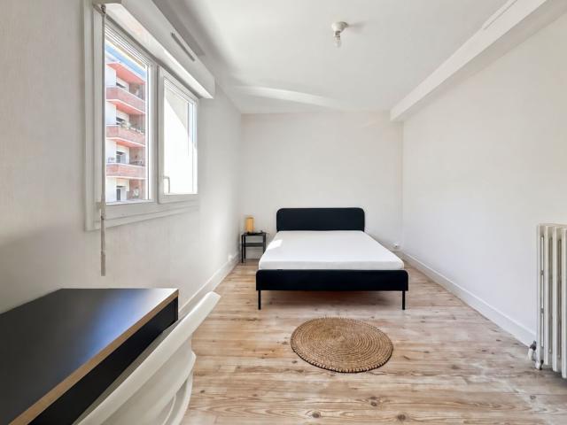 Location appartement, m² T 4 à Toulouse, 1 300 €