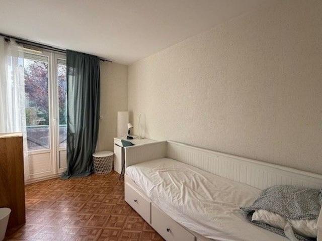Location appartement, m² T 4 à Tours, 443 €