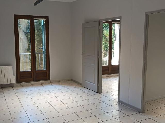 Location appartement, m² T 5 à Manosque, 850 €