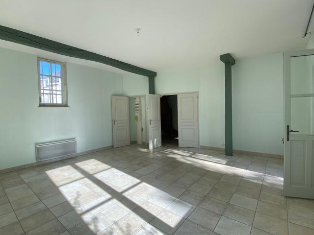 Location appartement, m² T 5 à Tours, 2 060 €