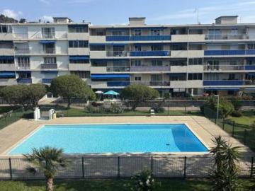 Appartement à louer à Mandelieu-la-Napoule - Jardin