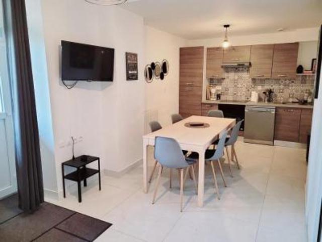 location appartement mans 1 pièce 16 m2 sarthe 72000 499 € / mois