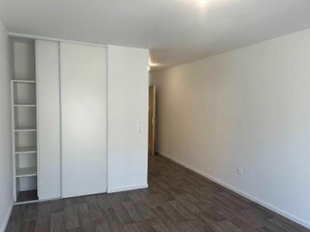 location appartement mans 1 pièce 25 m2 sarthe 72000 388 € / mois