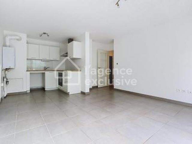 location appartement madeleine 3 pièces 59 m2 nord 59110 974 € / mois