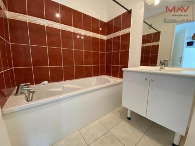 location appartement marcq en baroeul 3 pièces 64 m2 nord 59700 932 € / mois
