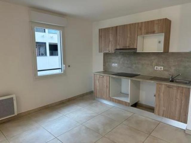 location appartement marseillan 3 pièces 70 m2 herault 34340 763 € / mois