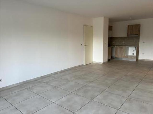 location appartement marseillan 4 pièces 90 m2 herault 34340 1076 € / mois