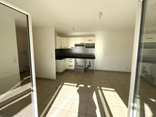 location appartement marseille 10eme arrondissement 3 pièces 56 m2 bouches du rhone 13010 1200 € / mois