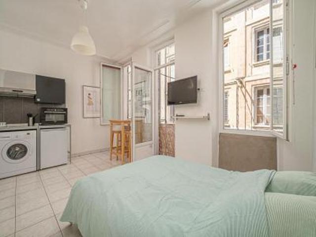 location appartement marseille 1er arrondissement 1 pièce 21 m2 bouches du rhone 13001 545 € / mois