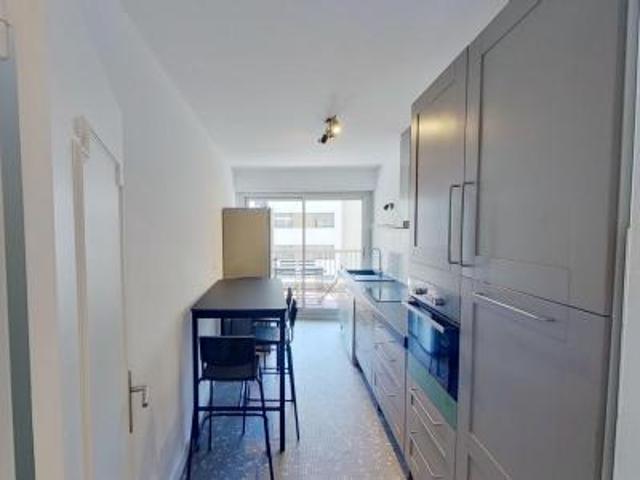 location appartement marseille 1er arrondissement 6 pièces 115 m2 bouches du rhone 13001 550 € / mois