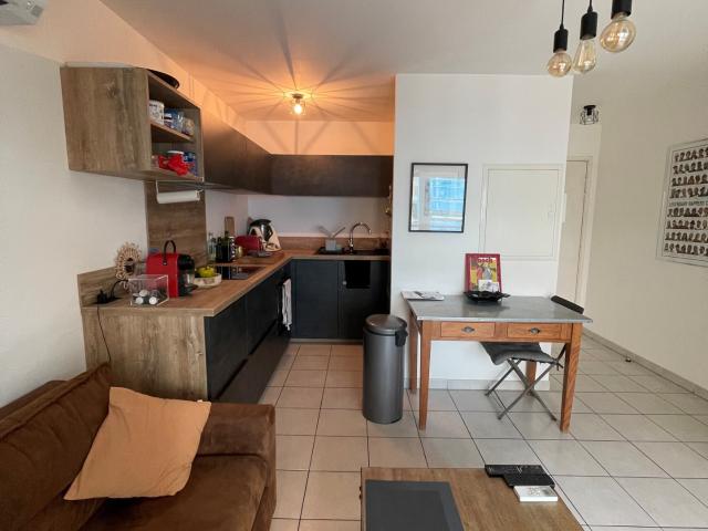 Location appartement Marseille 2 pièces 40.1m² 790€