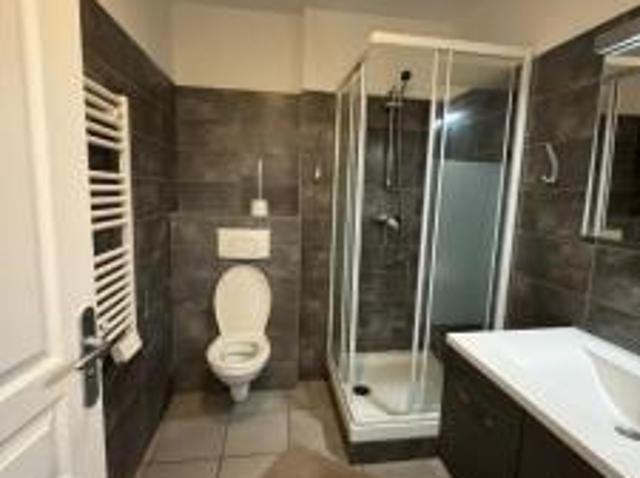 location appartement marseille 2eme arrondissement 1 pièce 17 m2 bouches du rhone 13002 600 € / mois