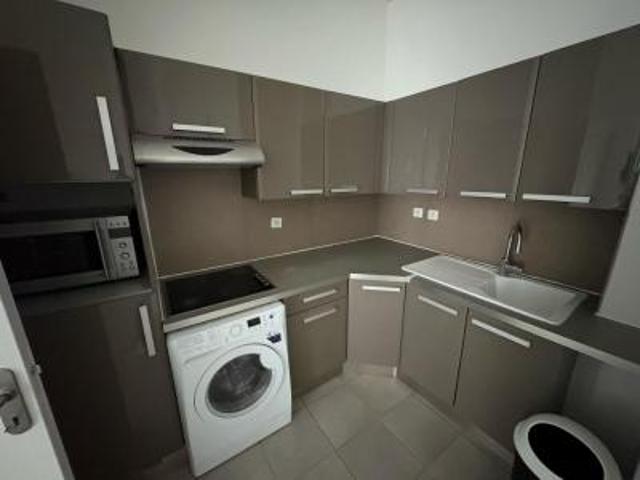 location appartement marseille 2eme arrondissement 2 pièces 36 m2 bouches du rhone 13002 867 € / mois