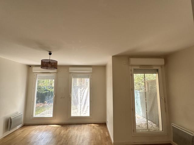 Location appartement Massy 2 pièces 39.57m² 967€