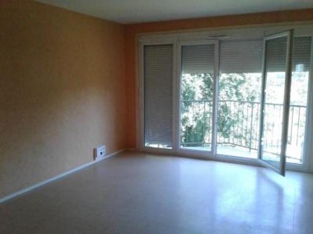 location appartement matour 2 pièces 50 m2 saone et loire 71520 411 € / mois