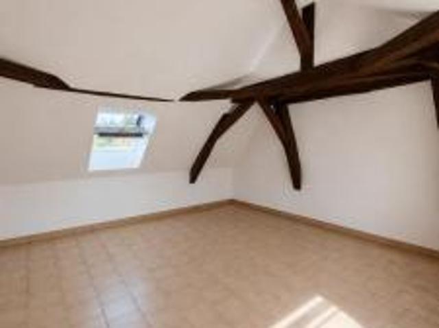 location appartement mayenne 2 pièces 27 m2 mayenne 53100 330 € / mois
