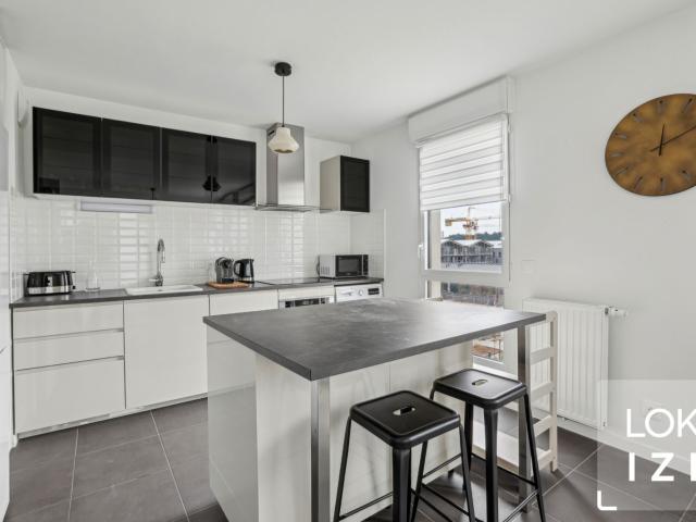 Location appartement meublé 3 pièces 68m² Bordeaux Brazza