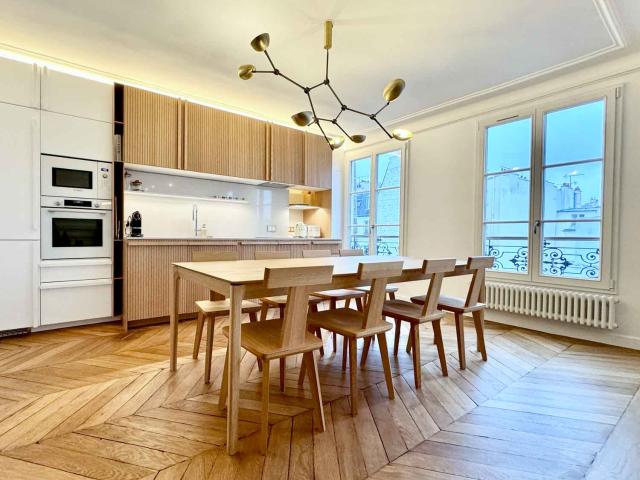 Location Appartement Meublé 3 pièces 71 m² Marais Bastille 75004 Paris 204248