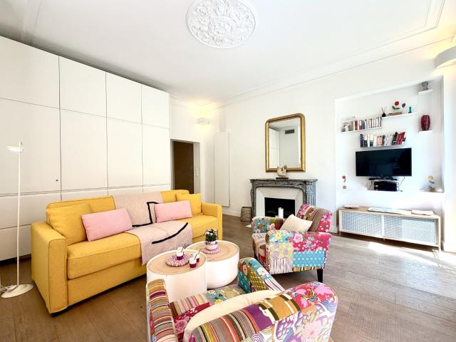 Location Appartement Meublé 3 pièces 72 m² Montorgueil 75002 Paris 202090