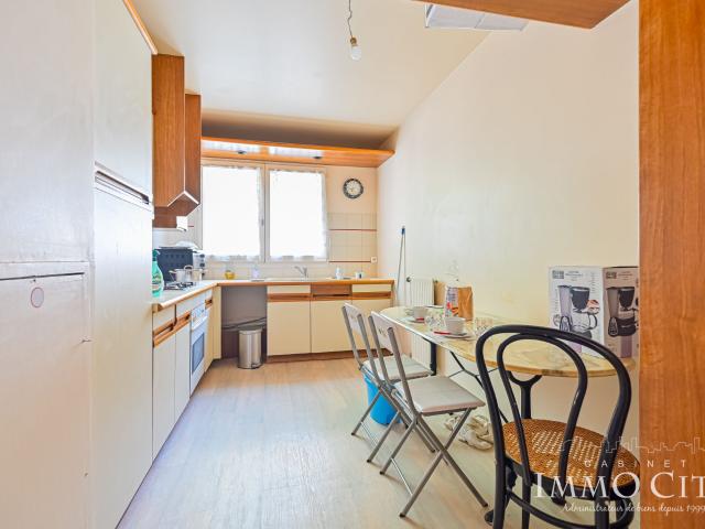 Location Appartement MEUBLE 3 pièces et parking à Arcueil 94110 3 pièces