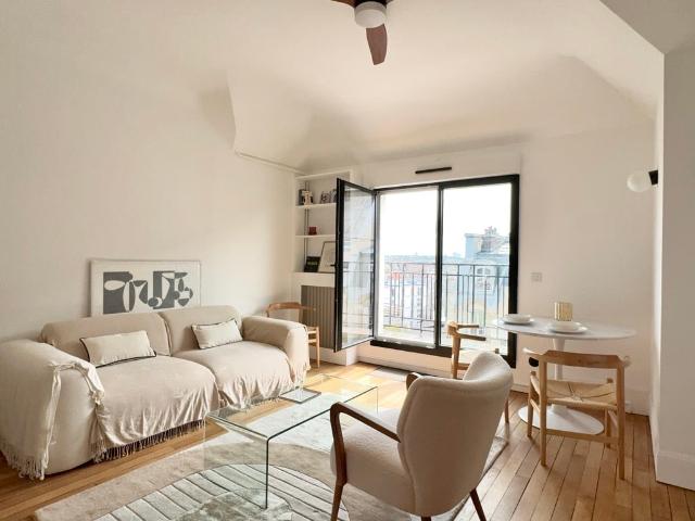 Location Appartement Meublé 1 pièce 40 m² Arts et Metiers Beaubourg 75004 Paris S04508