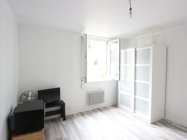 Location appartement meublé 1 pièce 18 m² Bordeaux 33000